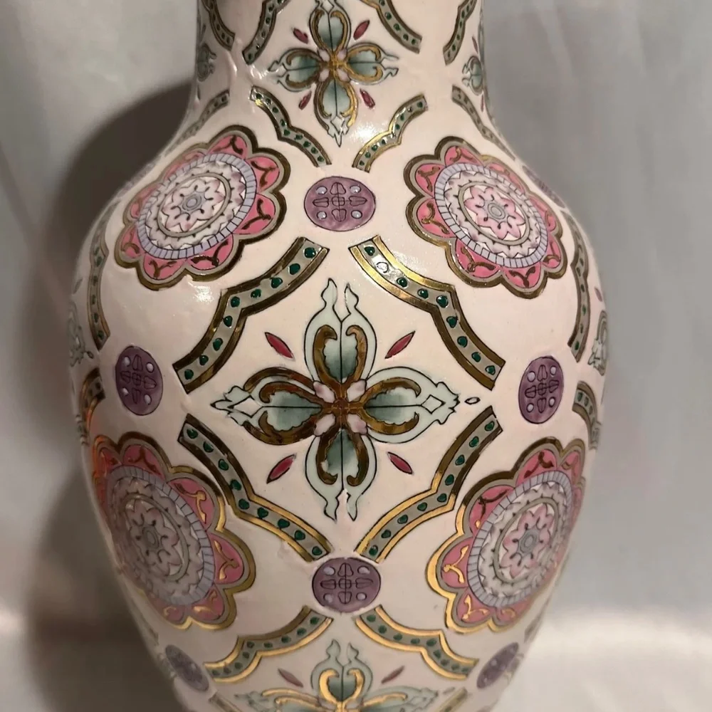 Vintage Pink Asian Porcelain Vase Ginger Jar 18